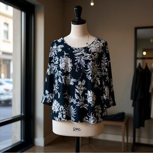 Jâ˘JILL Wearever Pleated Back Panel Paisley Top